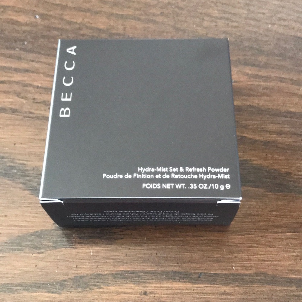 BECCA Hydra-Mist Set & Refresh Powder